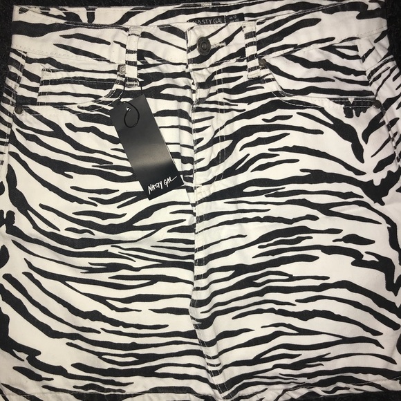 Nasty gal zebra skirt - Picture 4 of 4